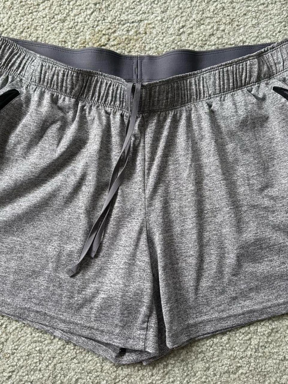 Women’s Performance Athletic Shorts - Gray